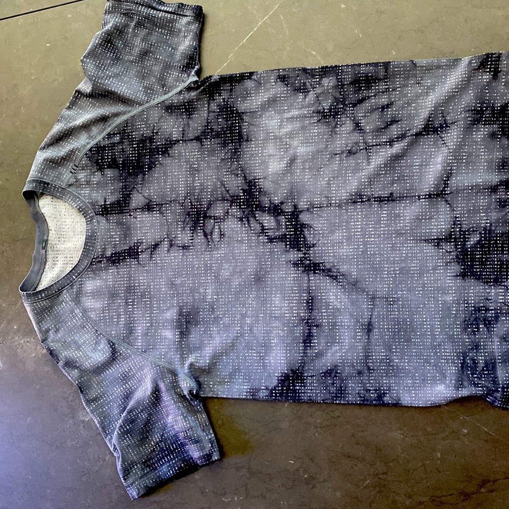 COPY - Lululemon Metal vent tech T-SHIRT Medium